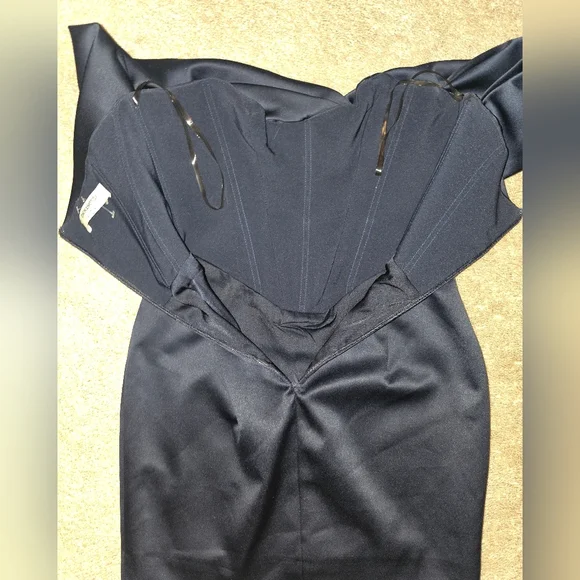 House of CB Nurul Satin Off Shoulder Mini Dress Navy Small - Picture 9 of 11